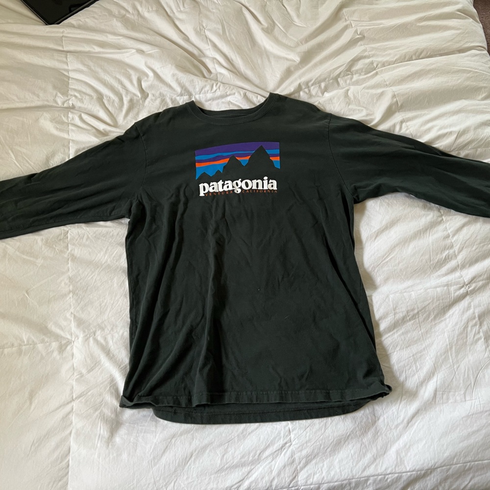 Patagonia long sleeve shirt